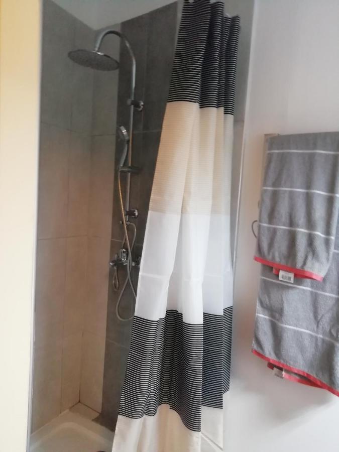 Boms Appart Beaumont  Bagian luar foto